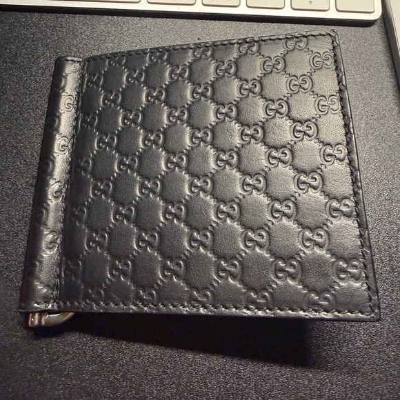 Gucci Embossed Black Leather Money Clip - Picture 1 of 6